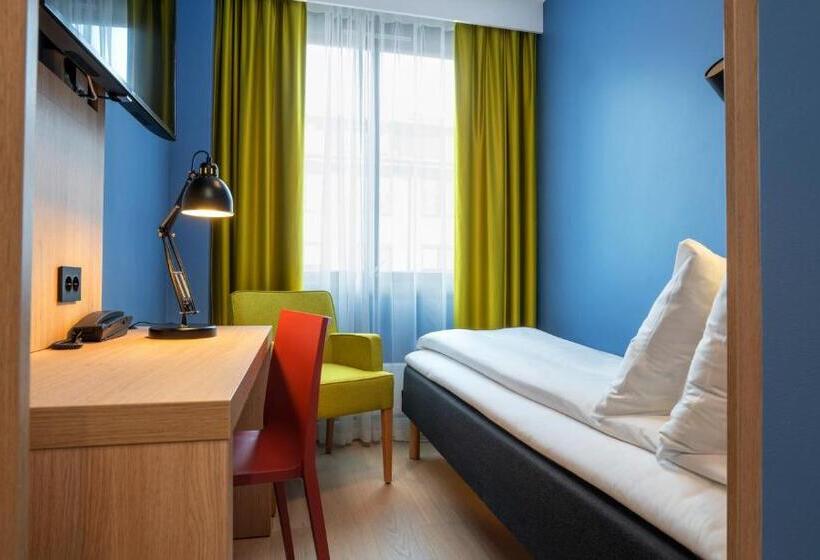 اتاق عادی یک تخته, Thon Hotel Astoria