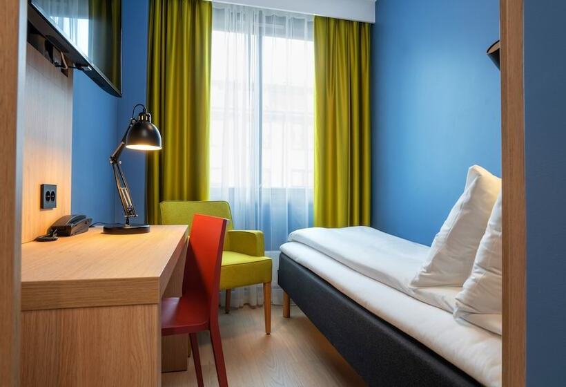 اتاق استاندارد یک نفره, Thon Hotel Astoria