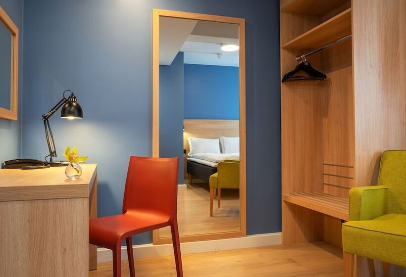 اتاق خانوادگی, Thon Hotel Astoria