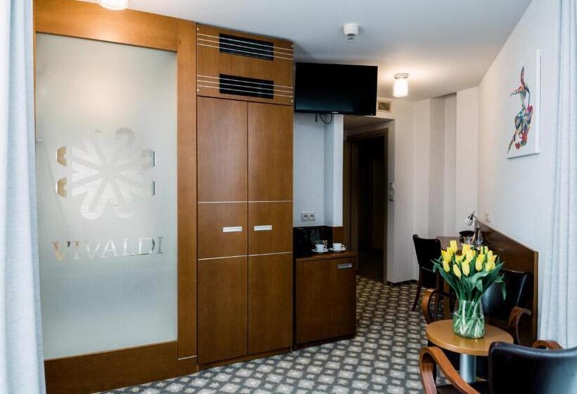 اتاق لوکس, Vivaldi