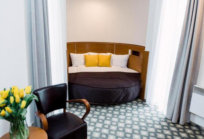 Deluxe Room, Vivaldi