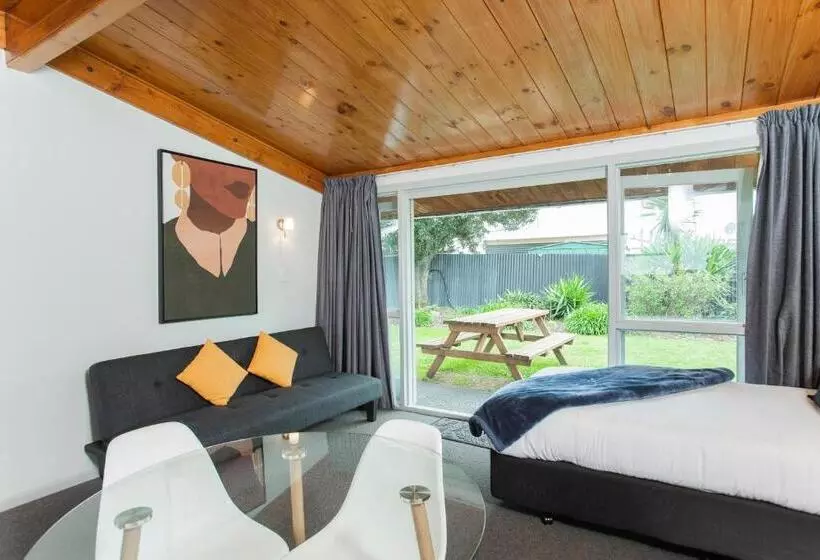 آپارتمان 1 خوابه با چشم‌انداز باغ, Waikanae Beach Motel