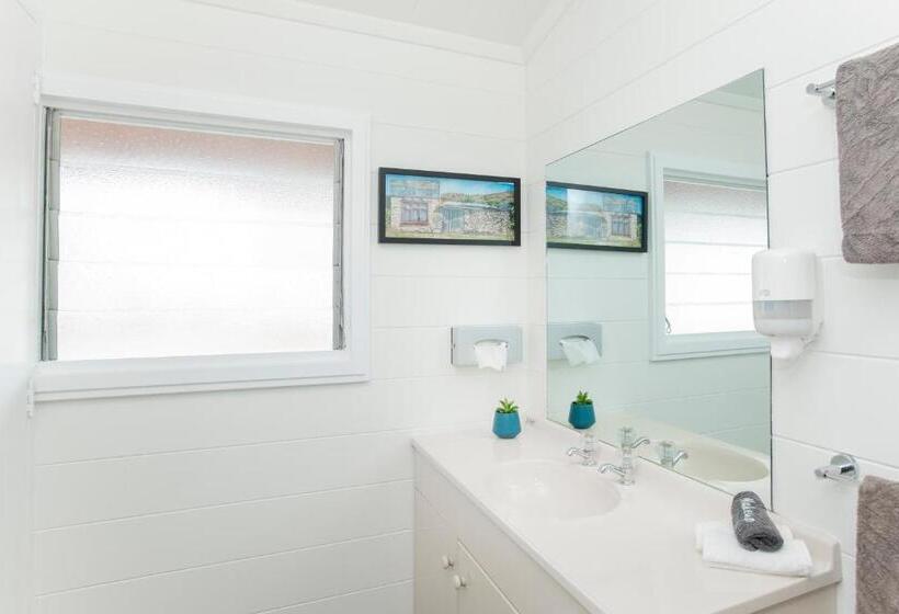 سوییت خانوادگی, Waikanae Beach Motel