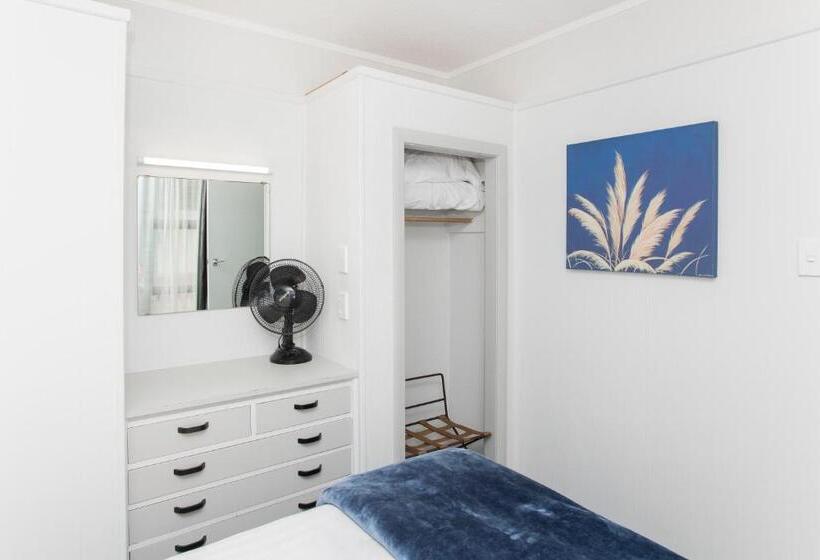 Family Suite, Waikanae Beach Motel