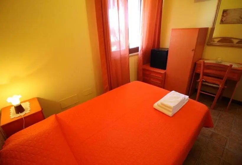 اتاق استاندارد یک نفره با چشم‌انداز دریا, B&b Villa Rosa