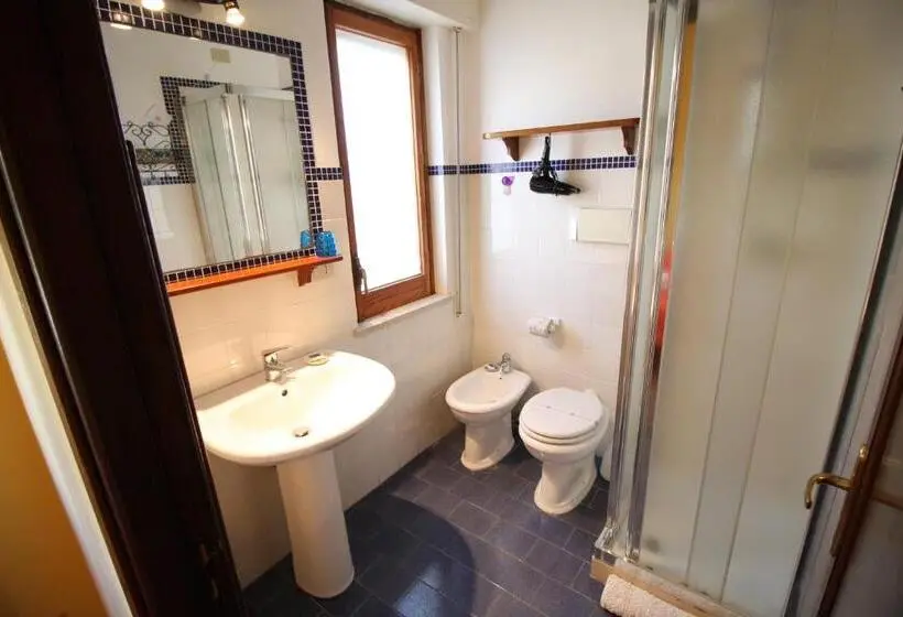 اتاق راحتی سه تخته, B&b Villa Rosa