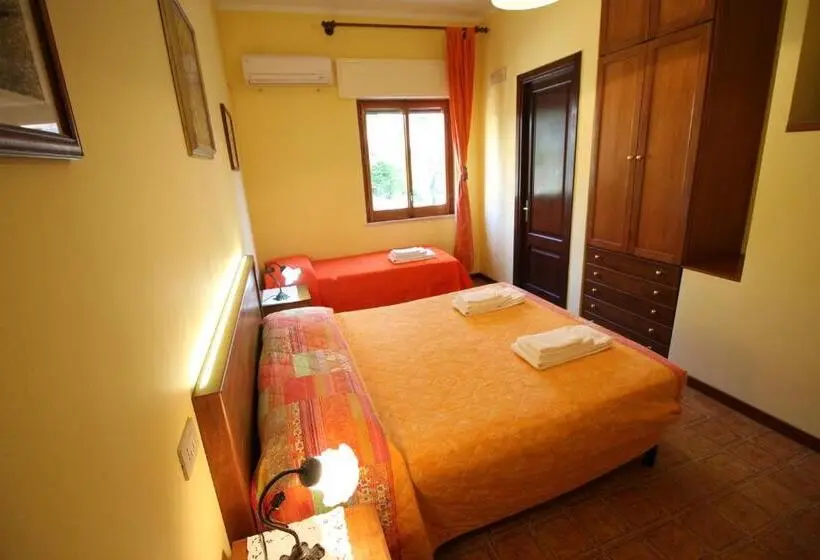 اتاق راحتی سه تخته, B&b Villa Rosa