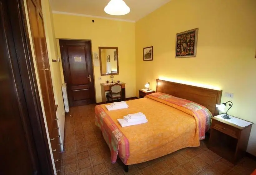 اتاق راحتی سه تخته, B&b Villa Rosa