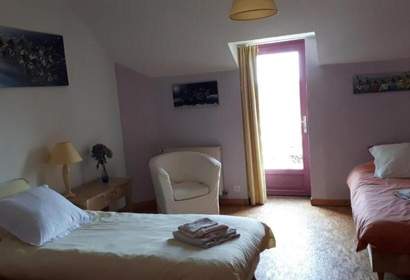 غرفة قياسية ثلاثية, Les Hortensias Gr 34   Chambres D Hôtes