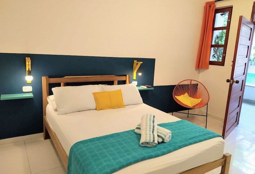 Номер Deluxe, Bona Vida Hostel