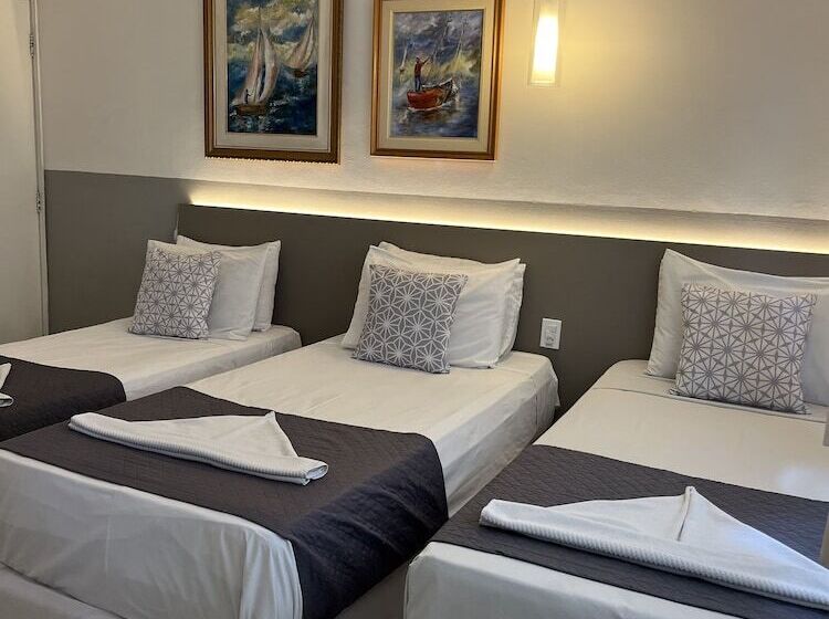 اتاق پریمیوم سه تخته, Pousada Praia Pajuçara