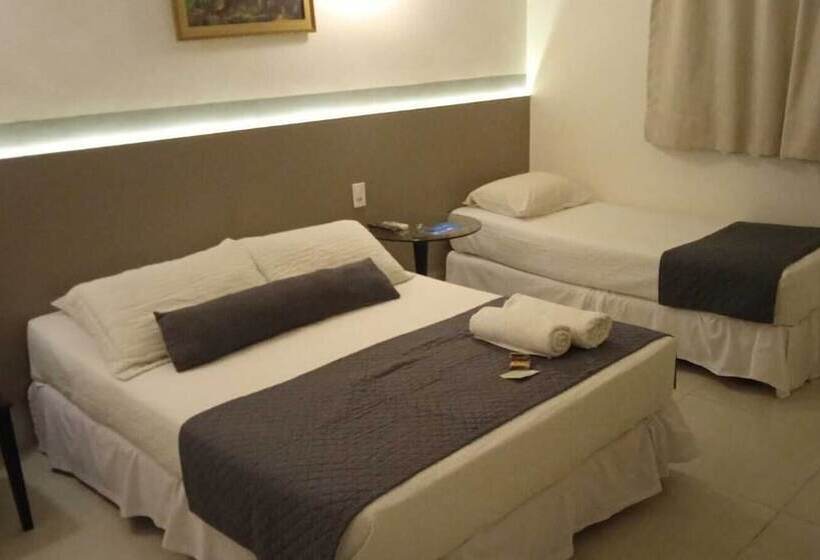 اتاق پریمیوم سه تخته, Pousada Praia Pajuçara