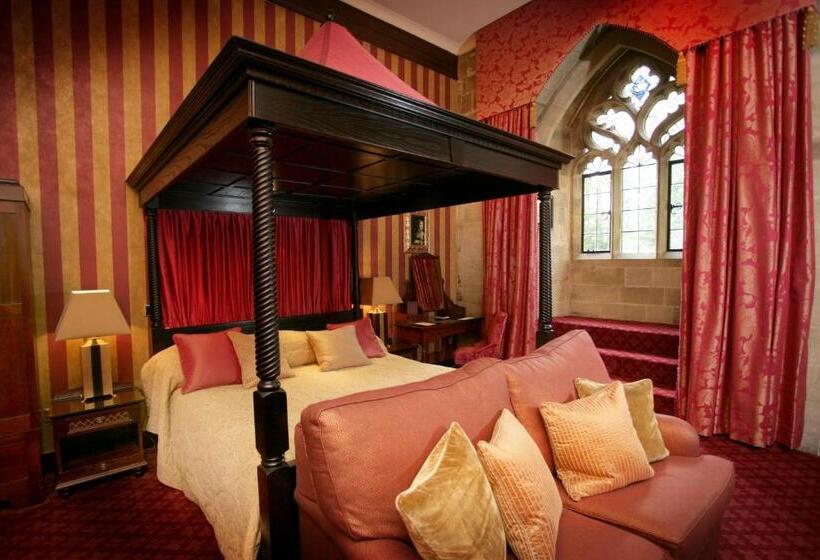 غرفة قياسية, Langley Castle