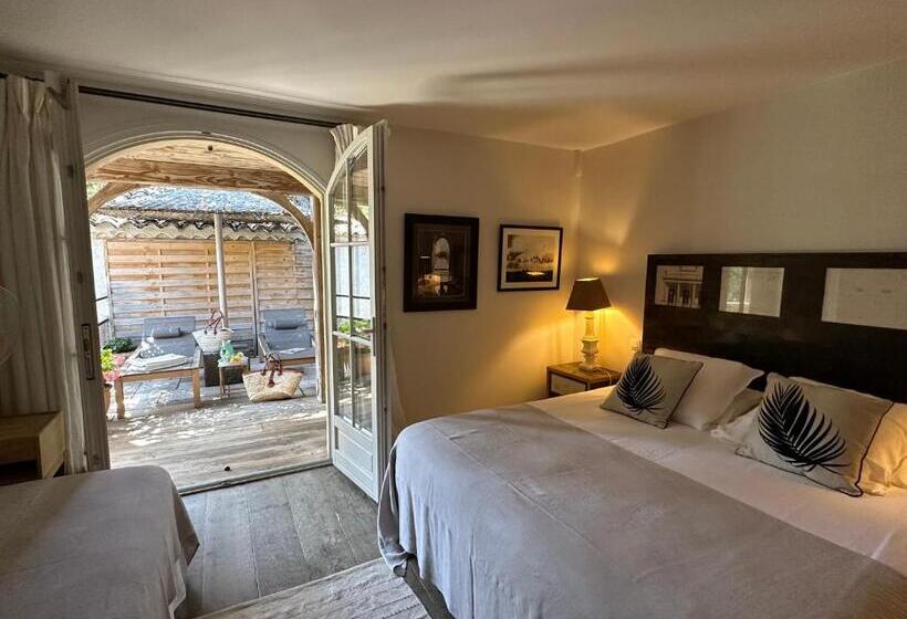 테라스 디럭스 룸, Le Clos Des Sept Palmiers