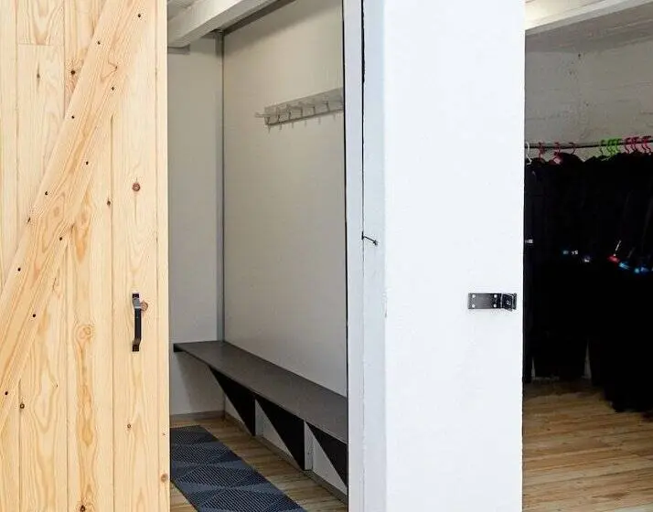 共同バス付シェアルーム, Caión Surf House   Hostel