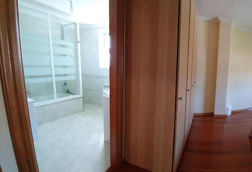 غرفة قياسية, Estrella Do Camiño