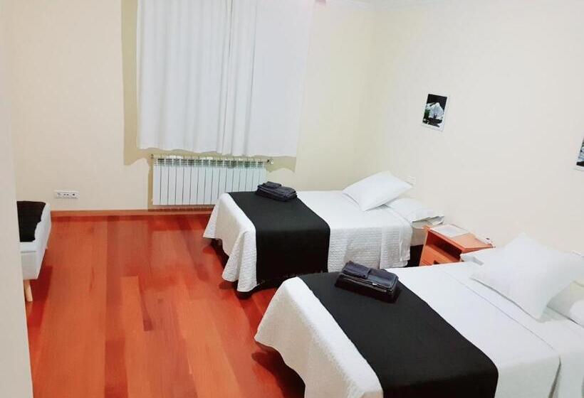 غرفة قياسية, Estrella Do Camiño