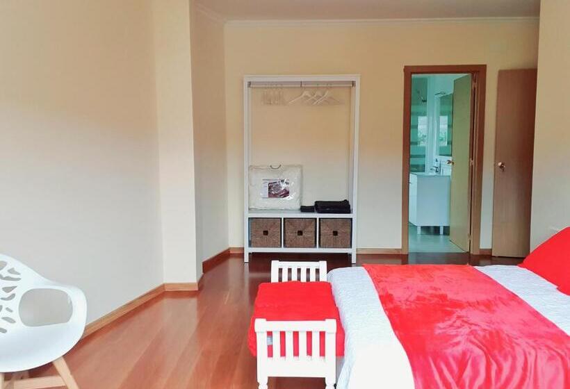 غرفة قياسية, Estrella Do Camiño