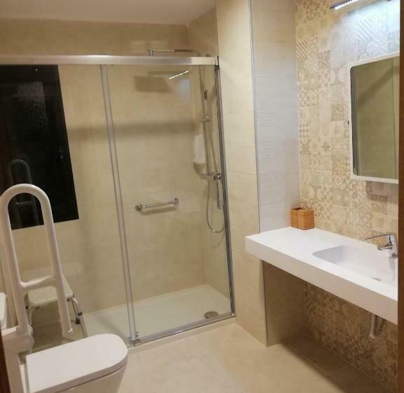 Номер Стандарт Адаптированный для Инвалидов, El Capricho De Arguis