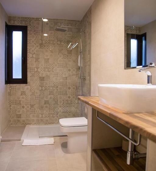 Полулюкс, El Capricho De Arguis