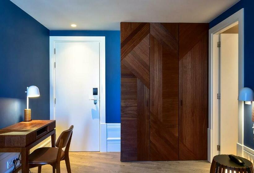 اتاق خانوادگی, My Story Hotel Figueira