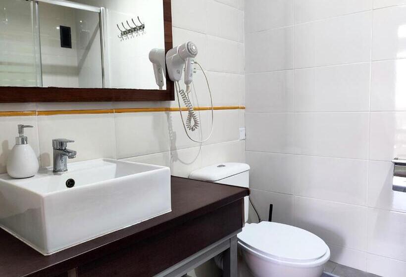 Стандартный Номер Кровать Кинг, Flats Friends Plaza De La Reina