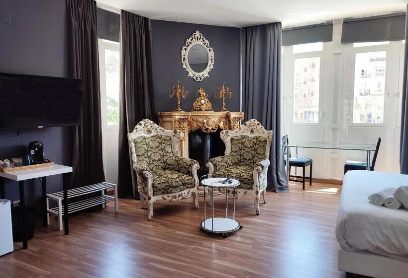 Стандартный Номер Кровать Кинг, Flats Friends Plaza De La Reina