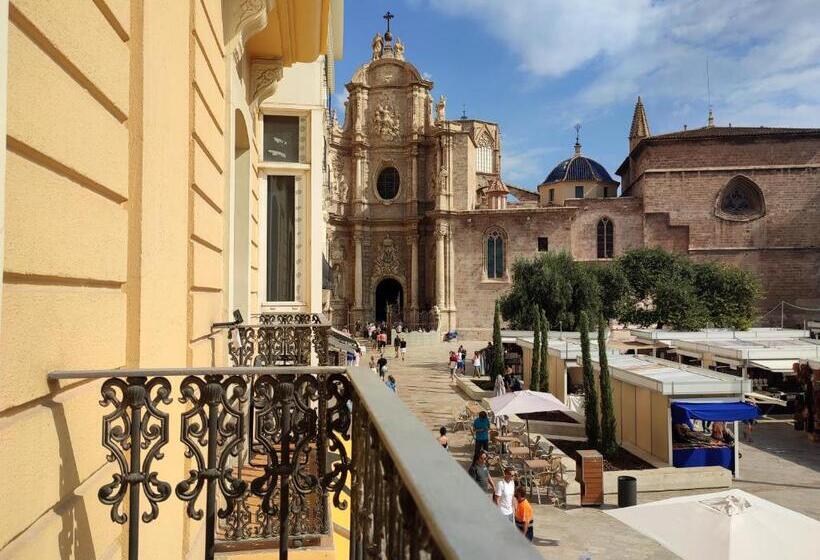 غرفة قياسية ذات إطلالة, Flats Friends Plaza De La Reina