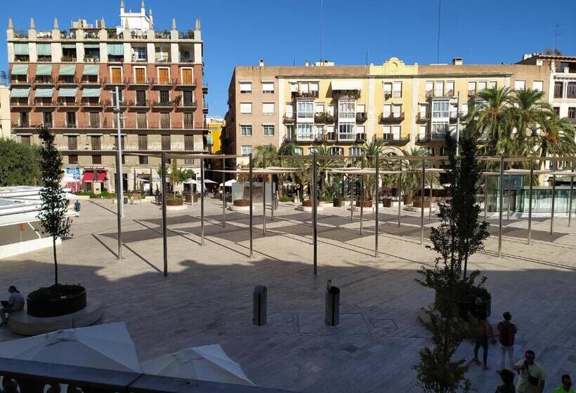 غرفة قياسية ذات إطلالة, Flats Friends Plaza De La Reina