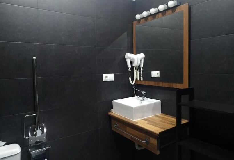 غرفة قياسية ذات إطلالة, Flats Friends Plaza De La Reina