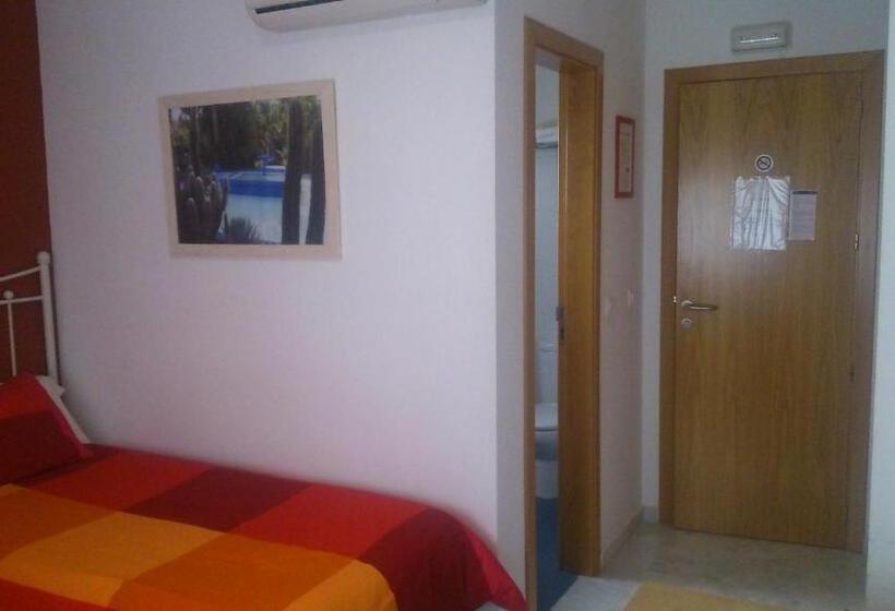 חדר סטנדרט, Hostal Monteluna