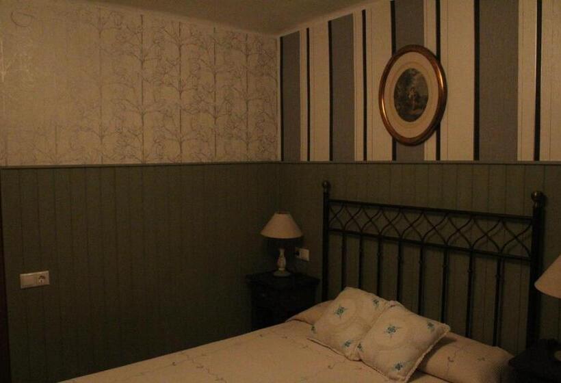 스탠다드 룸, Hostal Restaurante Fogón De Gredos