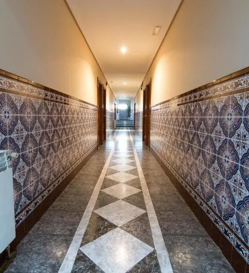 スタンダードトリプルルーム, Hostal Santa Ana
