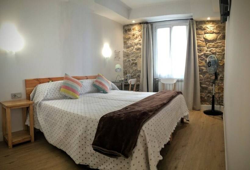 اتاق استاندارد, Pensión Balerdi Autocheck In