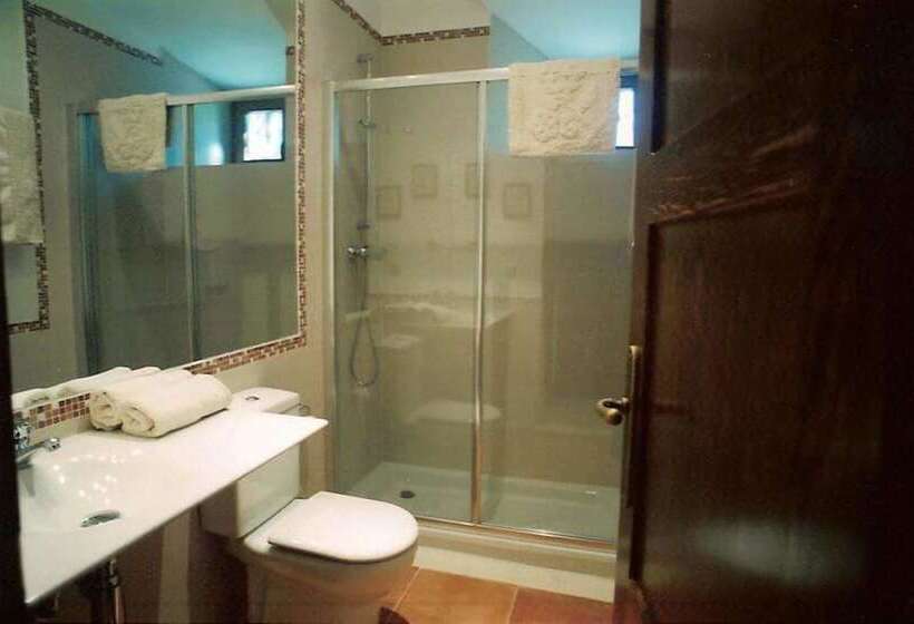 منزل 3 غرف نوم, Casa Rural La Llave De Miraflores