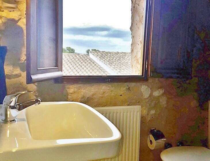 Дом 3 Спальни, Benali