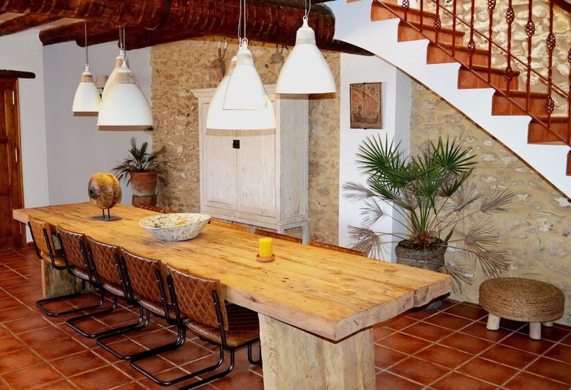 Дом 4 Спальни, Benali