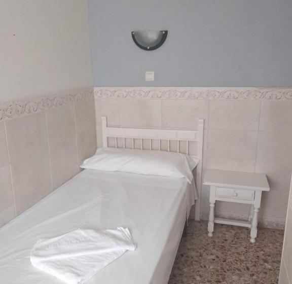 חדר סטנדרט יחיד, Pensión Juan Pedro