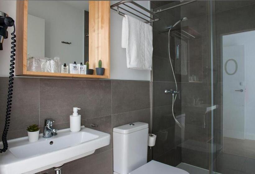 غرفة ديلوكس مزودة بشرفة, Pensión Sarriegi