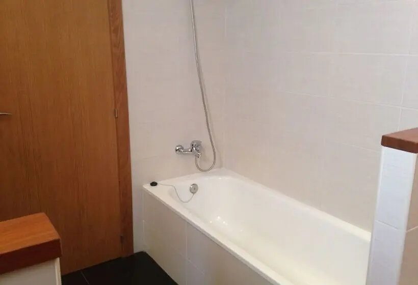 スタンダード4人部屋, Si áticos Puerta Del Sol