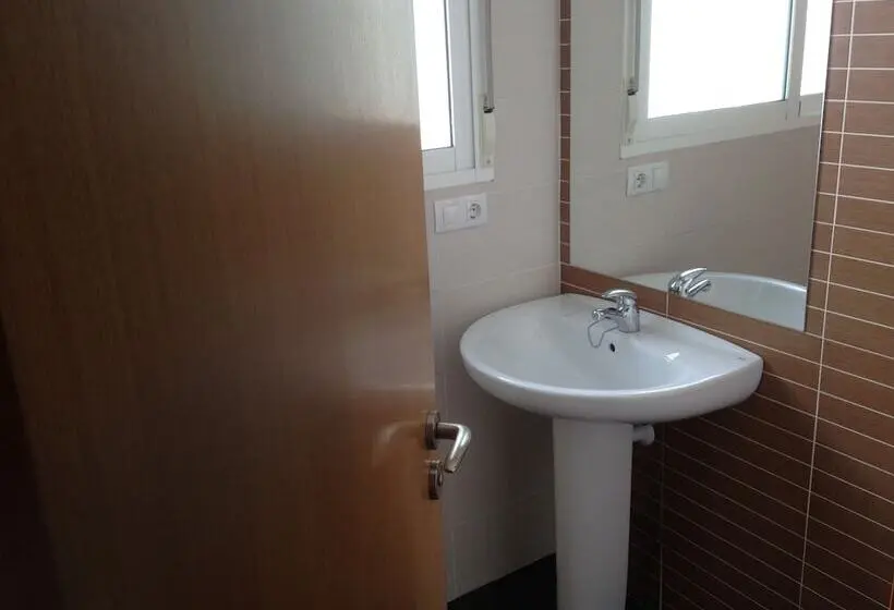 スタンダード4人部屋, Si áticos Puerta Del Sol
