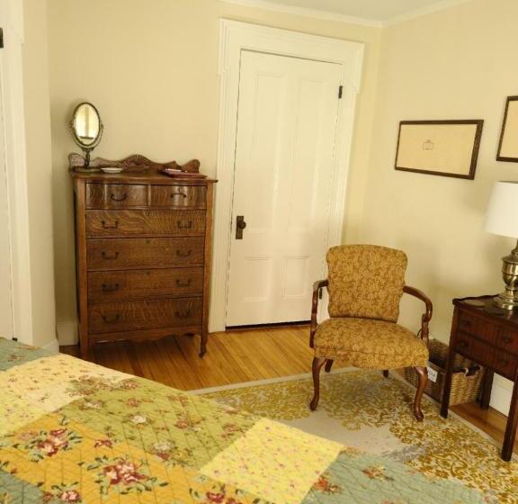 Номер Deluxe, Benjamin F. Packard House Bed And Breakfast