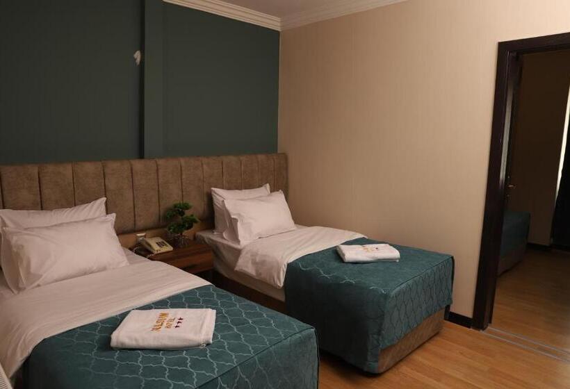 سوییت خانوادگی, Buldum Otel