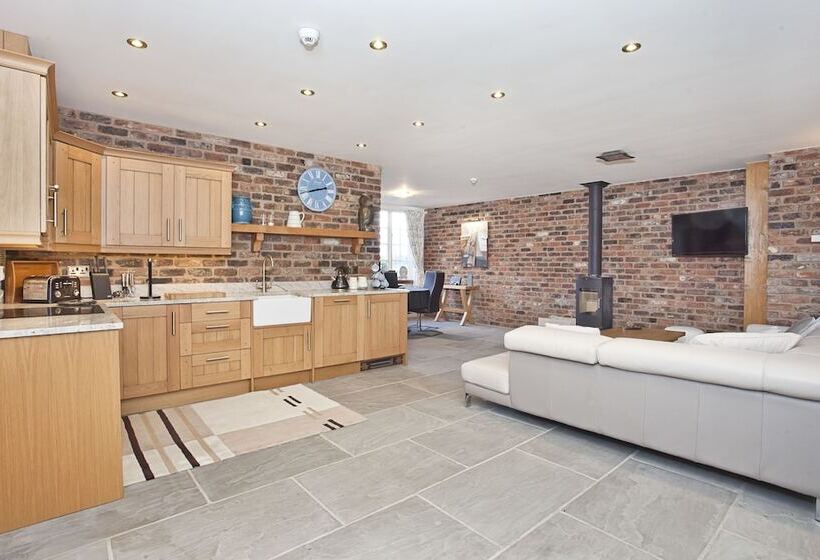 ３ベッドルームハウス, Holtby Grange Cottages