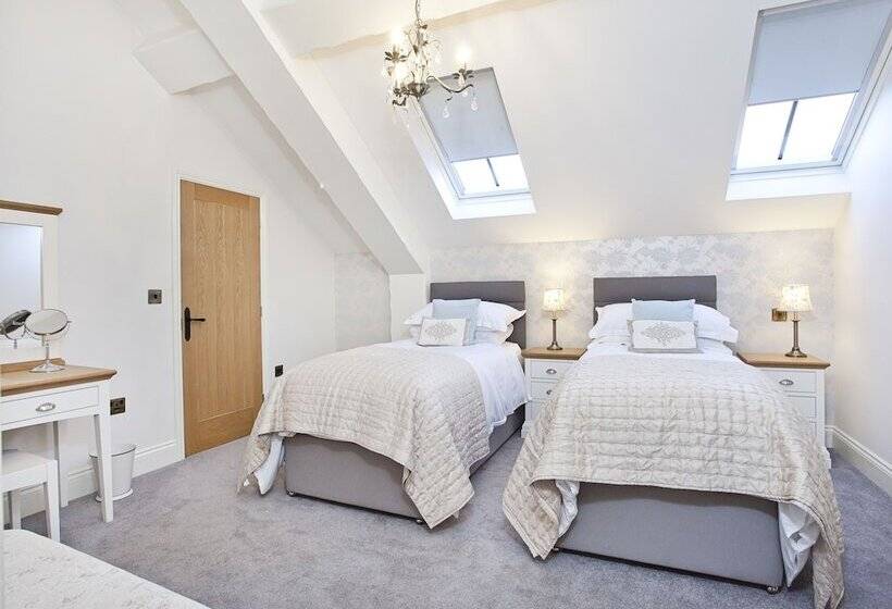 ３ベッドルームハウス, Holtby Grange Cottages