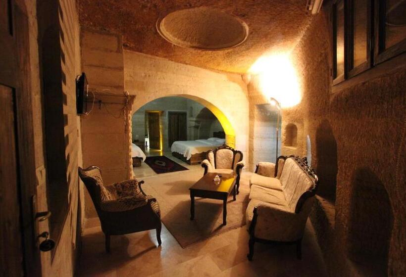 سوییت خانوادگی, Family Cave Suite