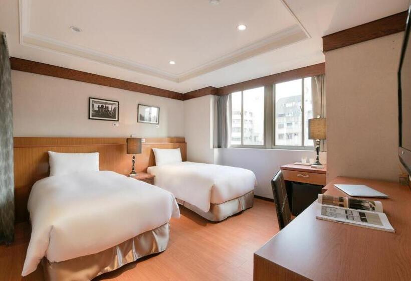 اتاق استاندارد, The Rivero