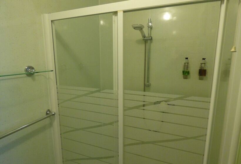 اتاق استاندارد, The Southcliff