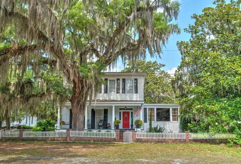 ２ベッドルームハウス, Open Gates Bed & Breakfast