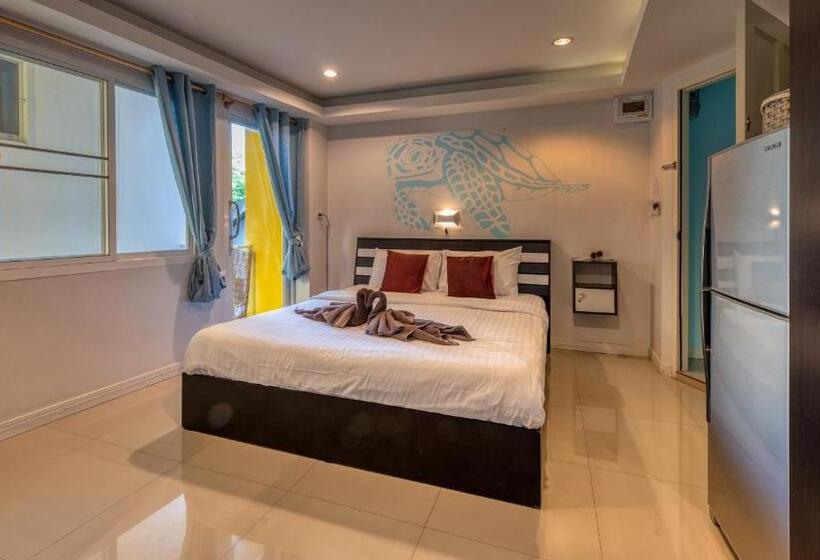 Номер Стандарт с Балконом, Lemon Loft Boutique Room